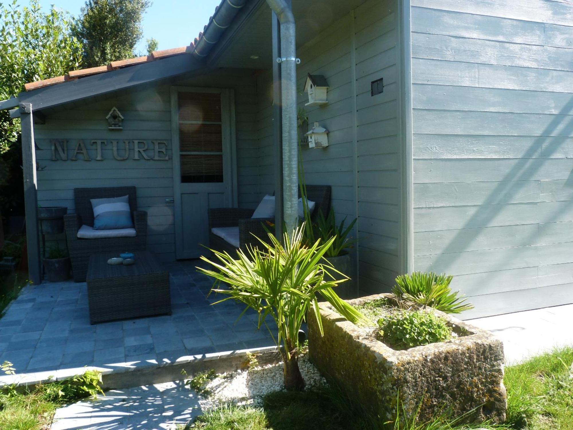 Hotel Les Persiennes Saintes Pokoj fotografie